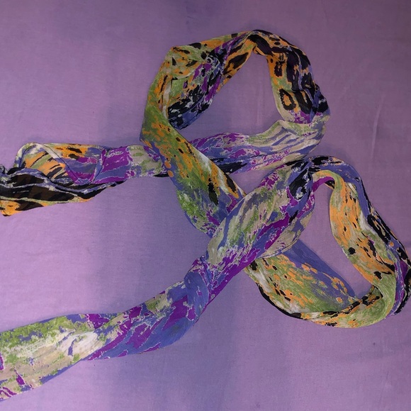 Scarf - Picture 5 of 7